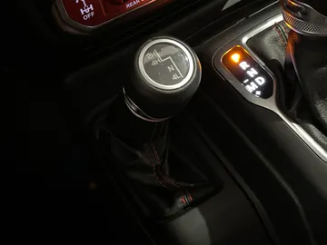 2021 Jeep Gladiator - image 22