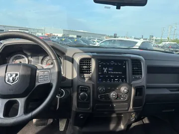 2020 Ram 1500 Classic - image 10