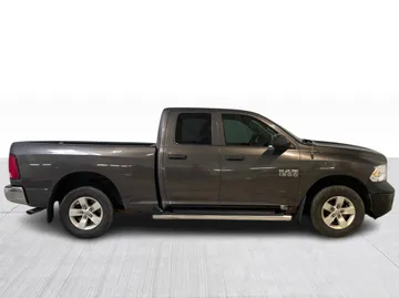 2017 Ram 1500 - image 2