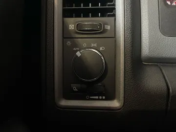2017 Ram 1500 - image 17