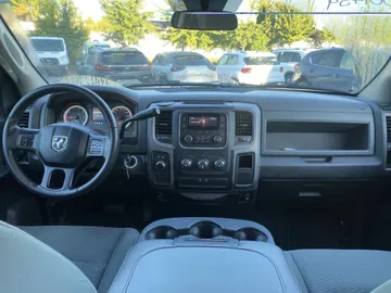 2017 Ram 1500 - image 9