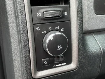 2017 Ram 1500 - image 17