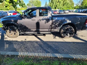 2021 Ram 1500 Classic - image 4