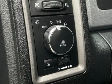 2017 Ram 1500 - image 17