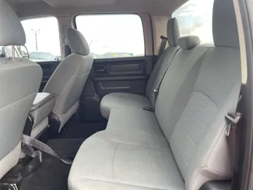 2018 Ram 1500 - image 14