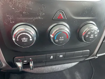 2018 Ram 1500 - image 19