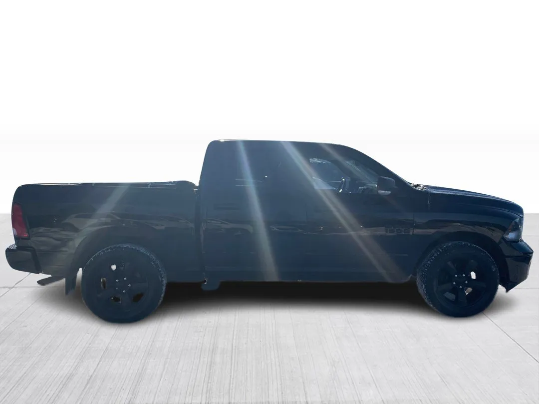 2019 Ram 1500 Classic — photo 2