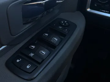 2019 Ram 1500 Classic - image 22
