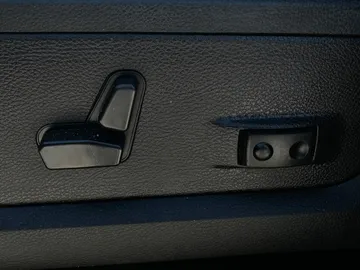 2019 Ram 1500 Classic - image 19