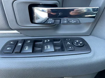 2018 Ram 1500 - image 23