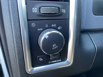 2018 Ram 1500 - image 17