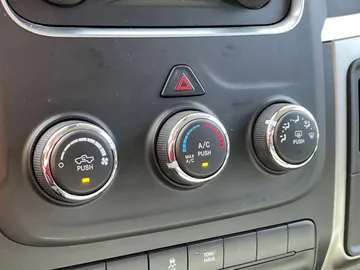 2019 Ram 1500 Classic - image 19
