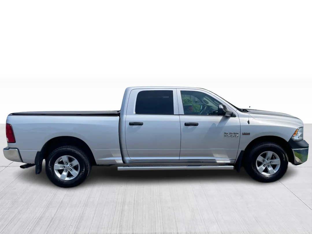 2018 Ram 1500 — photo 2