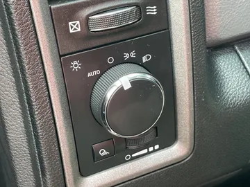 2018 Ram 1500 - image 17