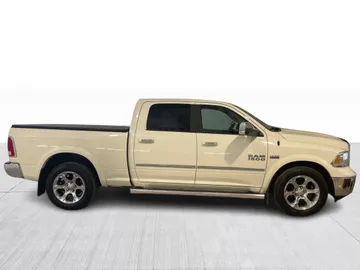 2016 Ram 1500 - image 9