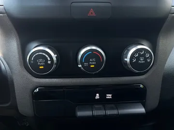 2019 Ram 1500 - image 23