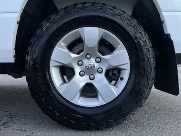 2019 Ram 1500 - image 6