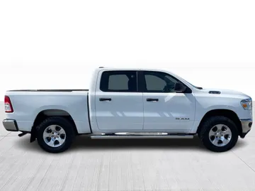 2019 Ram 1500 - image 2