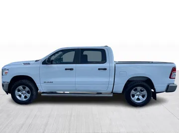 2019 Ram 1500 - image 9