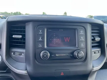 2019 Ram 1500 - image 18