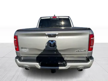 2020 Ram 1500 - image 13