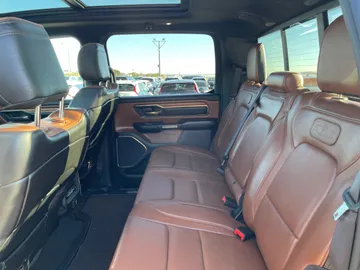 2020 Ram 1500 - image 16
