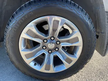 2020 Ram 1500 - image 7
