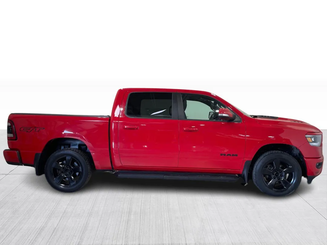 2022 Ram 1500 — photo 2