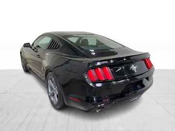 2017 Ford Mustang - image 10