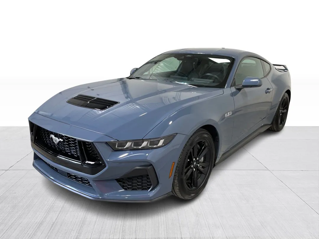 2025 Ford Mustang — photo 8