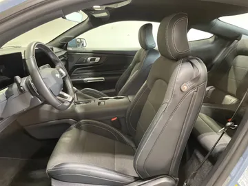 2025 Ford Mustang - image 3