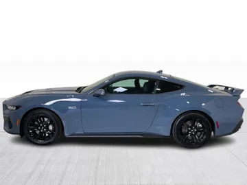 2025 Ford Mustang - image 10