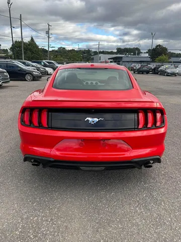 2019 Ford Mustang - image 7