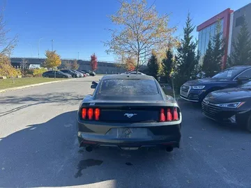2015 Ford Mustang - image 6