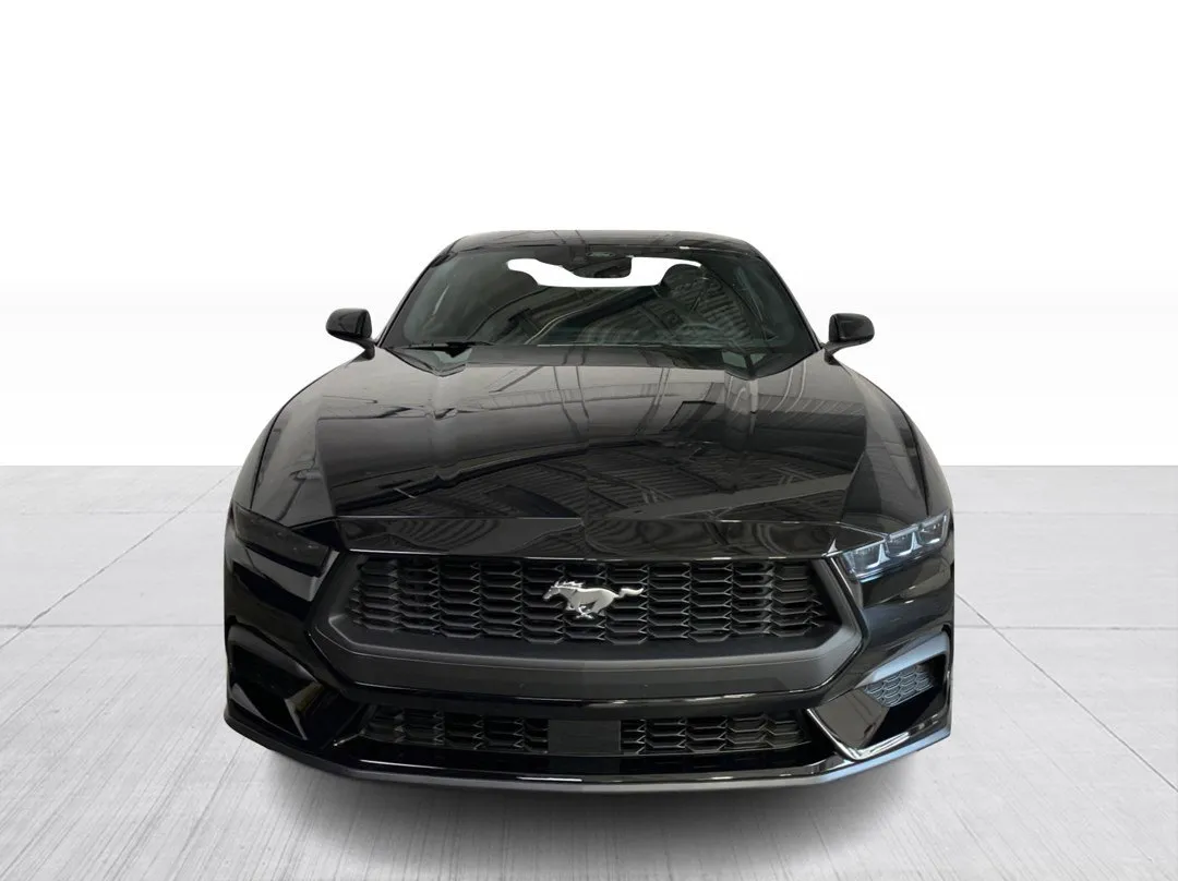 2026 Ford Mustang — photo 7