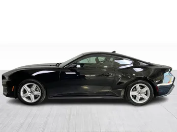 2026 Ford Mustang - image 10