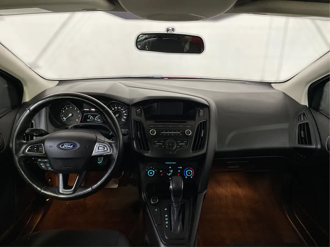 2017 Ford Focus — photo 4