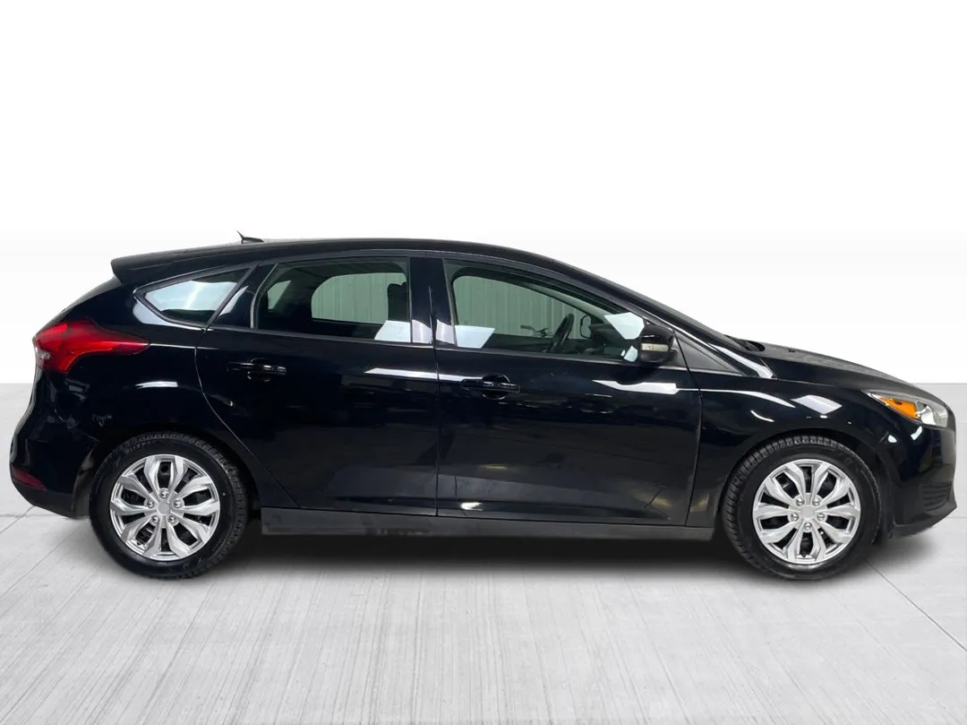 2018 Ford Focus — photo 2