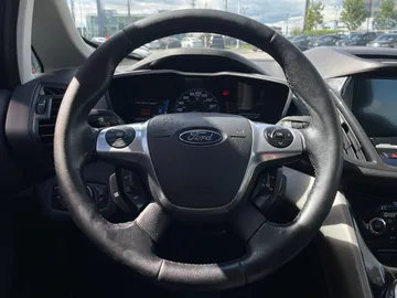 2016 Ford C-Max Energi - image 14