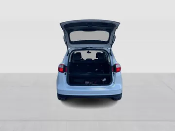 2016 Ford C-Max Energi - image 12
