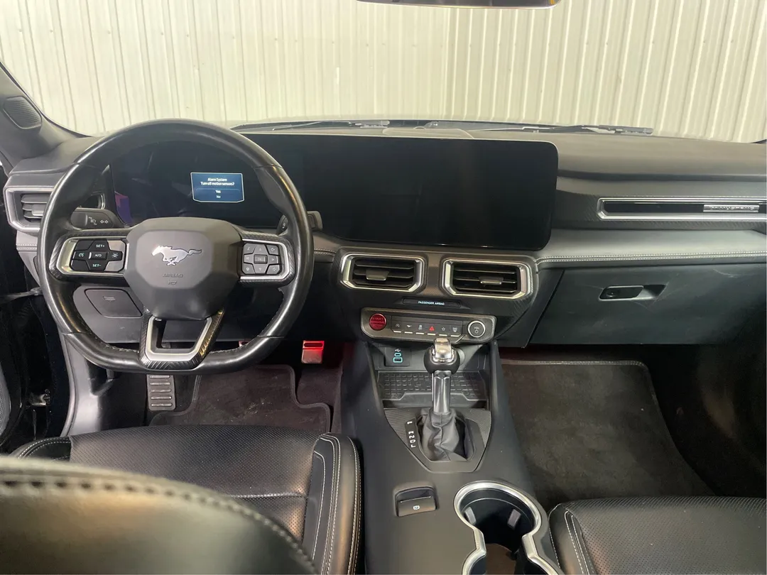 2024 Ford Mustang — photo 4