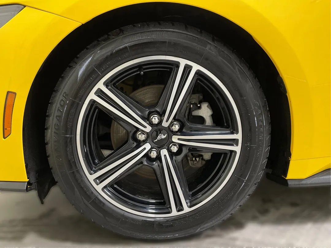 2024 Ford Mustang — photo 5
