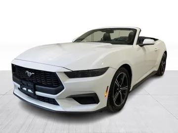 2025 Ford Mustang - image 9