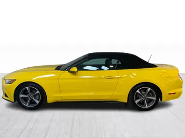 2017 Ford Mustang - image 9
