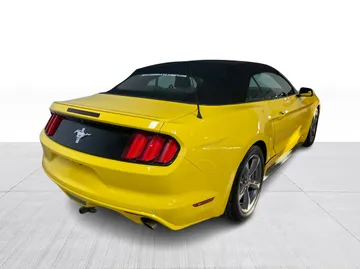 2017 Ford Mustang - image 13