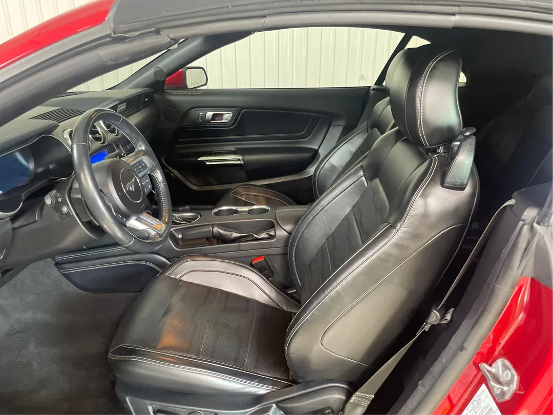 2021 Ford Mustang — photo 3