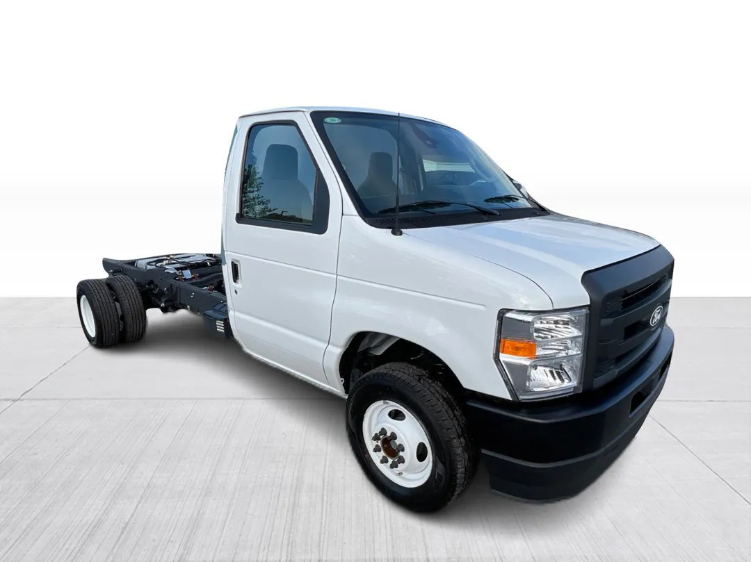 Ford E-Series Cutaway 2027 à vendre - photo 1