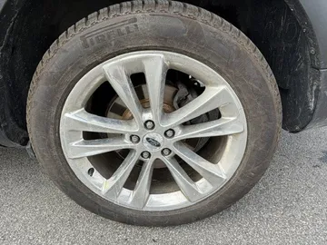 2018 Ford Explorer - image 7