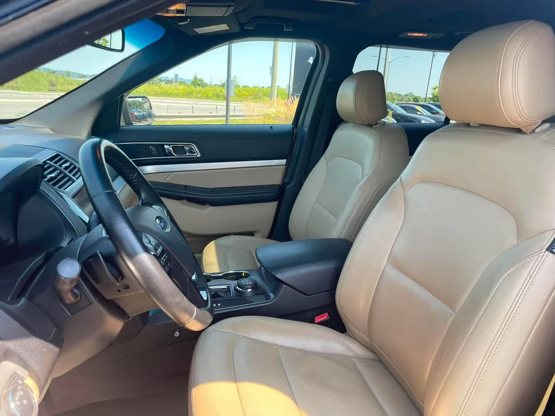 2016 Ford Explorer — photo 7