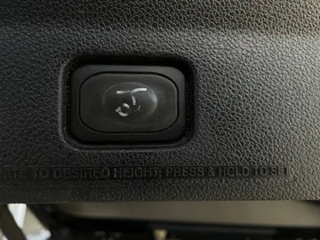 2017 Ford Explorer - image 20